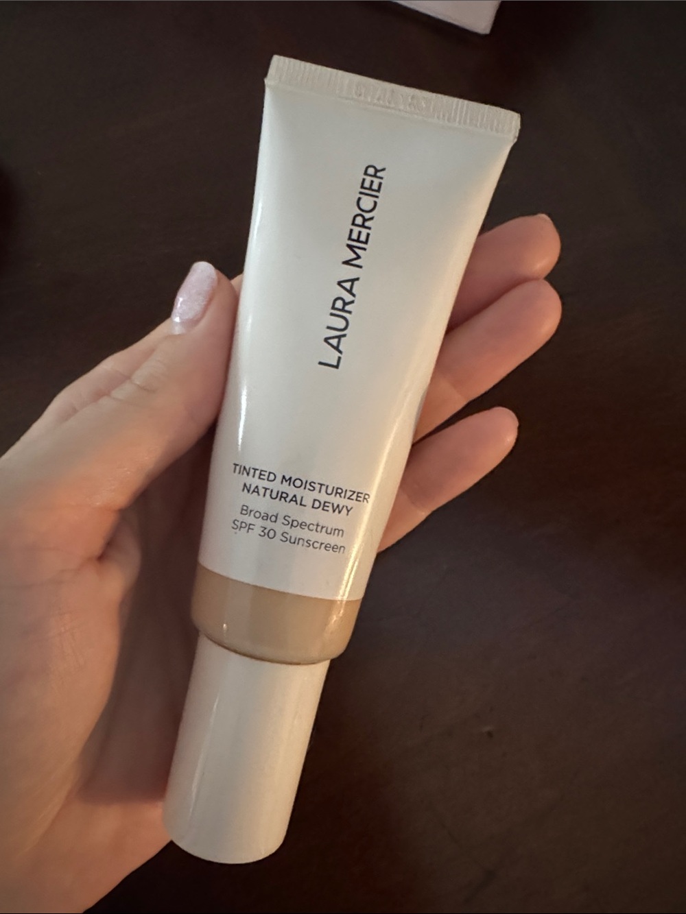 Laura Mercier Tinted Moisturizer Natural Dewy - 2C Oak